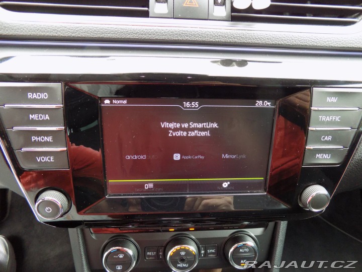 Škoda Superb 2.0TDI/DSG/NAVI/Bi-xenon/ 2015