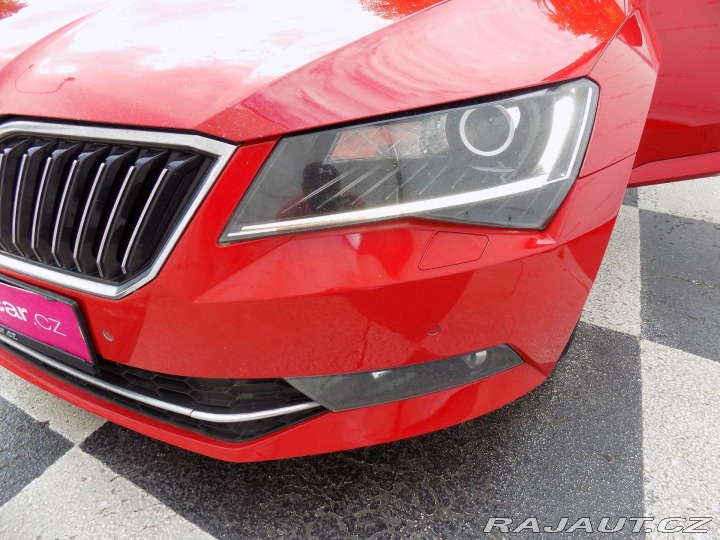 Škoda Superb 2.0TDI/DSG/NAVI/Bi-xenon/ 2015