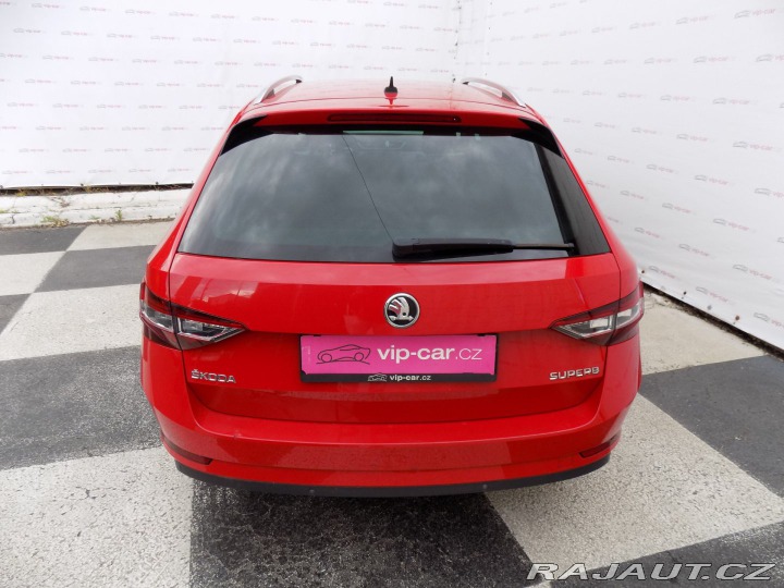 Škoda Superb 2.0TDI/DSG/NAVI/Bi-xenon/ 2015