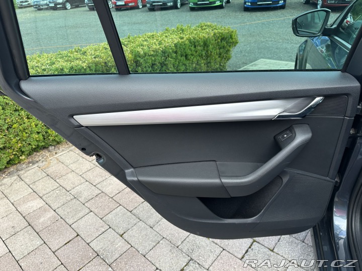Škoda Octavia 2,0TDI 110kW DSG WEBASTO 2020
