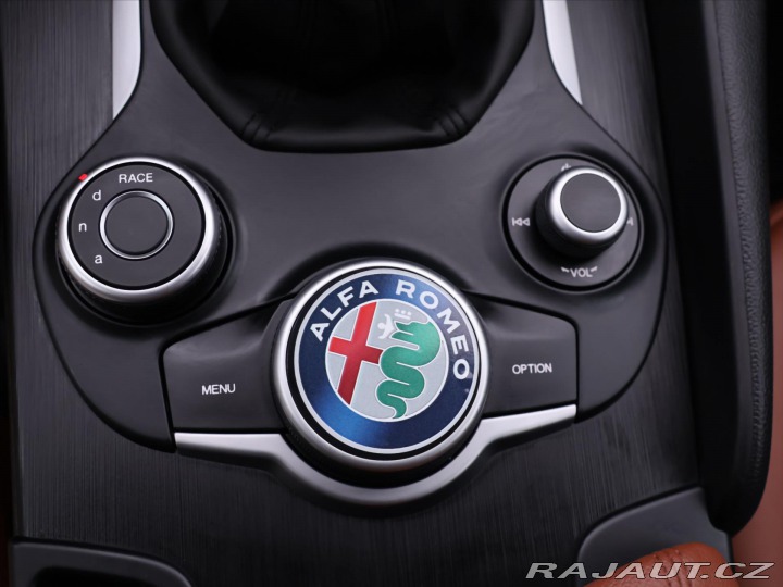 Alfa Romeo Giulia 2,1 132KW CZ MAN NAVI KAM 2019