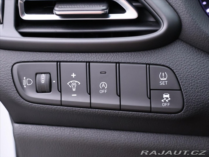 Hyundai i30 1,6 CRDi 85kW Aut.klima C 2021