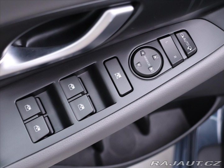 Hyundai i30 1,5 T-GDI Aut. klima CZ D 2023