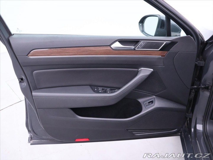 Volkswagen Passat 2,0 TDI DSG Highline 2015