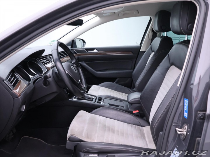 Volkswagen Passat 2,0 TDI DSG Highline 2015