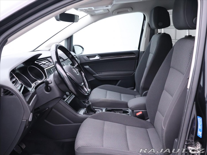 Volkswagen Touran 2,0 TDI 110kW Navi LED 2016