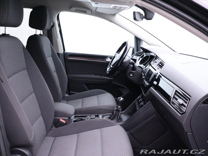 Volkswagen Touran 2,0 TDI 110kW Navi LED 2016