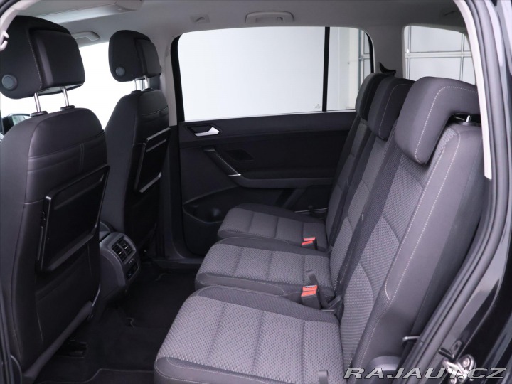 Volkswagen Touran 2,0 TDI 110kW Navi LED 2016