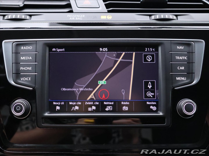 Volkswagen Touran 2,0 TDI 110kW Navi LED 2016