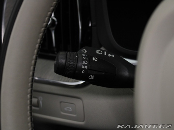 Volvo XC60 2,0 T5 AWD Insc. B&W 2019
