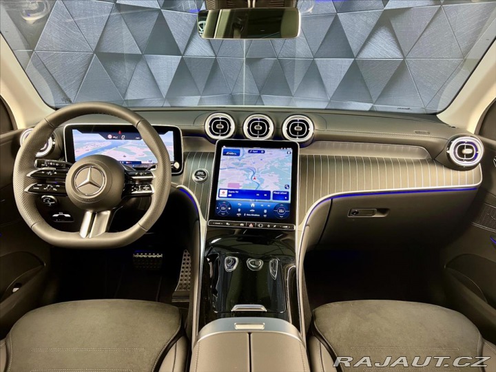 Mercedes-Benz GLC 220d 4MATIC AMG, DISTRONI 2025