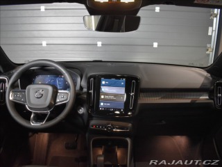 Volvo XC40 2,0 B4 Plus BLIS,Bezklíč 2024