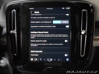 Volvo XC40 2,0 B4 Plus BLIS,Bezklíč 2024