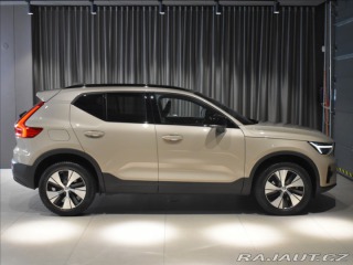 Volvo XC40 2,0 B4 Plus BLIS,Bezklíč 2024