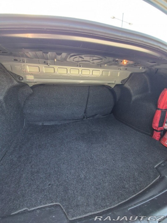 Mazda 3 2,0 i DISI 111kW sedan 2011