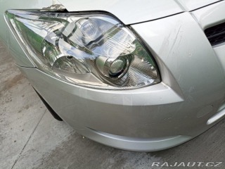 Toyota Auris 94000km. Automatická prev 2007