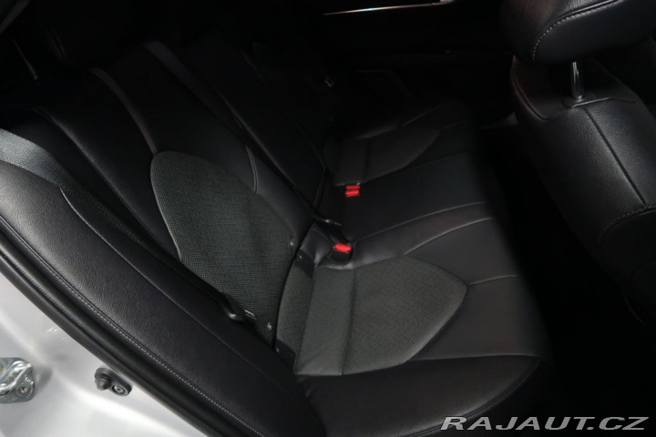 Toyota Camry 2.5Hybrid,CZ,1Maj,Executi 2024