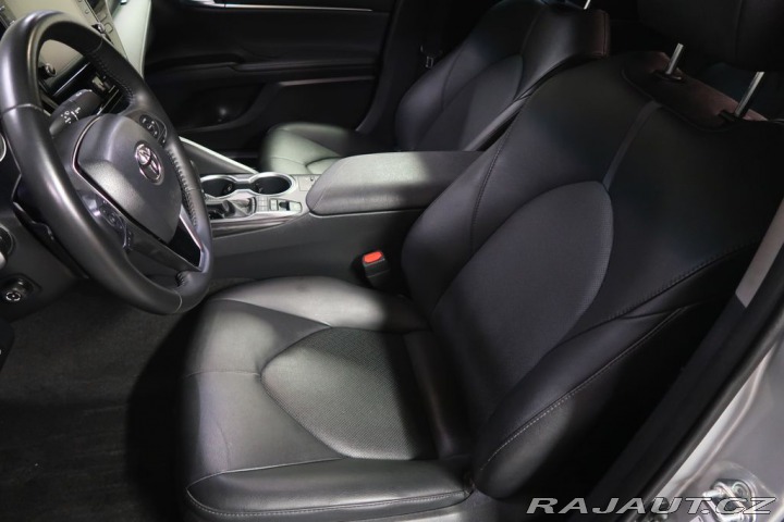 Toyota Camry 2.5Hybrid,CZ,1Maj,Executi 2024