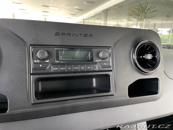 Mercedes-Benz Sprinter 314CDI 105kW*L2*LED*5míst 2020