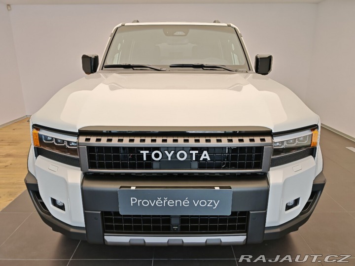 Toyota Land Cruiser 2.8 D-4D 204 k Executive 2024