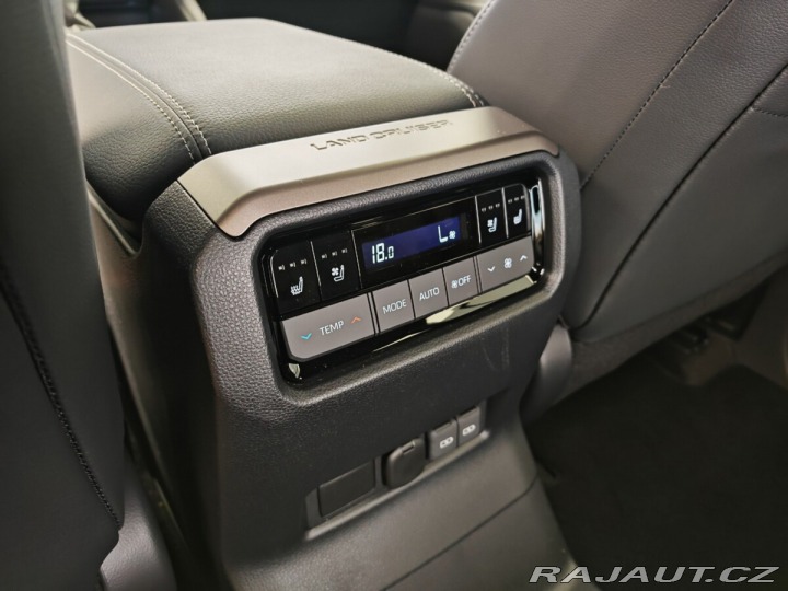 Toyota Land Cruiser 2.8 D-4D 204 k Executive 2024