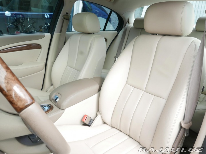 Jaguar S-Type 3,0L V6 175kW Navi Automa 2002