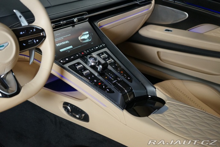 Aston Martin DB12 500kW*V8*B&W*CERAMIC* 2024