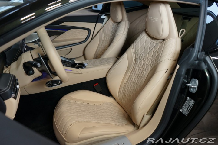 Aston Martin DB12 500kW*V8*B&W*CERAMIC* 2024
