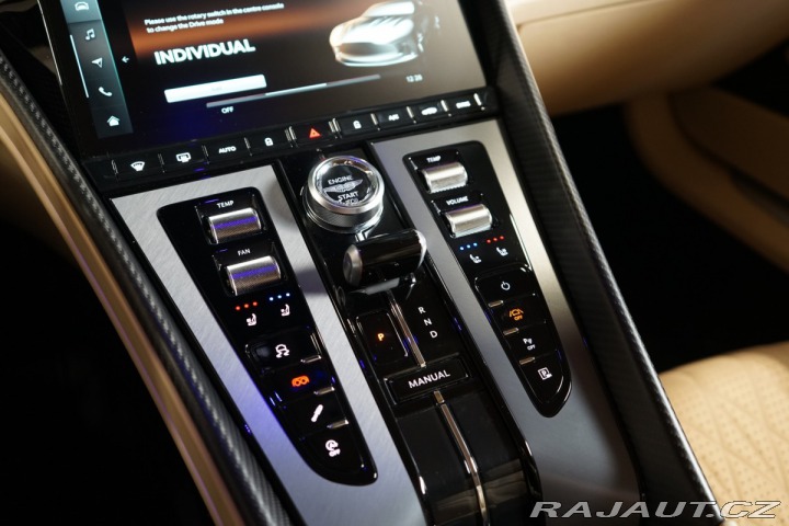 Aston Martin DB12 500kW*V8*B&W*CERAMIC* 2024