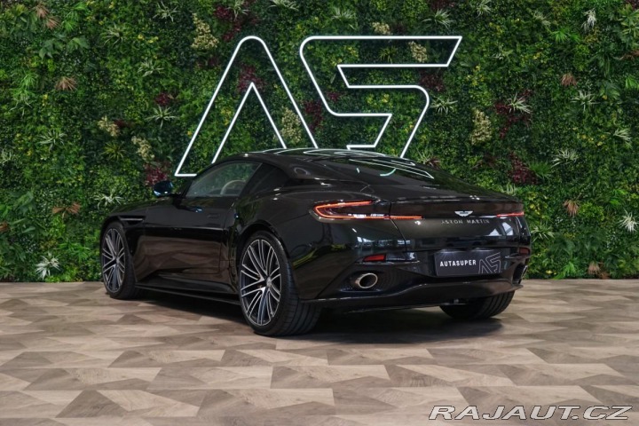 Aston Martin DB12 500kW*V8*B&W*CERAMIC* 2024