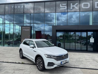 Volkswagen Touareg Elegance  3,0TDI 210kw