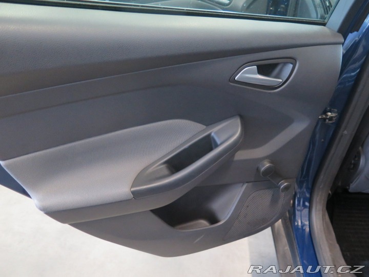 Ford Focus 1.6 92kW,klim,tažn,CZ ne 2011