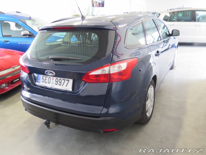 Ford Focus 1.6 92kW,klim,tažn,CZ ne 2011