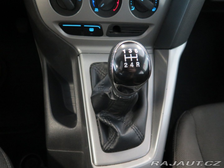 Ford Focus 1.6 92kW,klim,tažn,CZ ne 2011