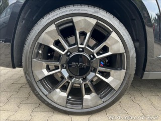BMW XM 4.4 B&W Masáž 2023