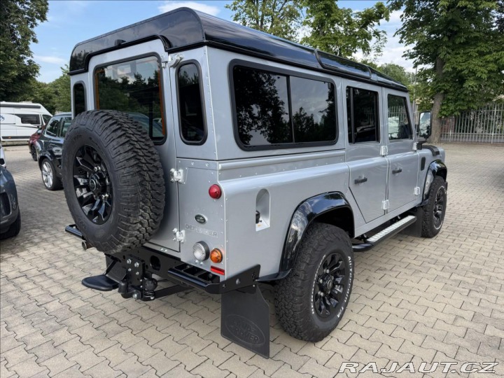 Land Rover Defender 2015