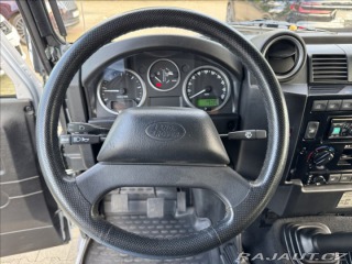 Land Rover Defender  2015