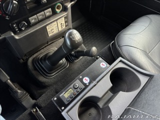 Land Rover Defender  2015