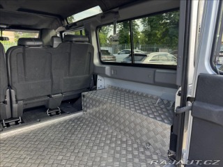 Land Rover Defender  2015
