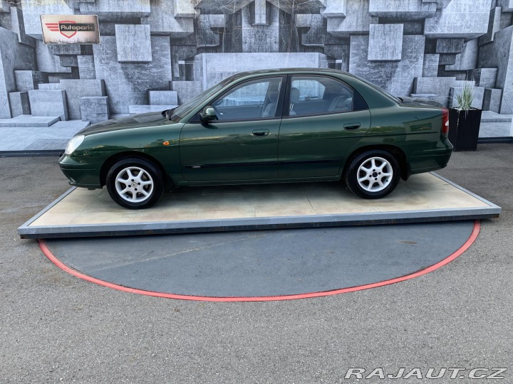 Daewoo Nubira 1.6i, 77KW. Nová STK, TOP 2001