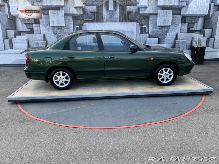 Daewoo Nubira 1.6i, 77KW. Nová STK, TOP 2001