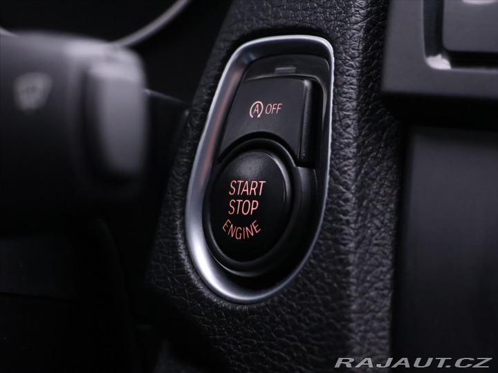 BMW 1 2,0 120d 135KW Sport Xeno 2012