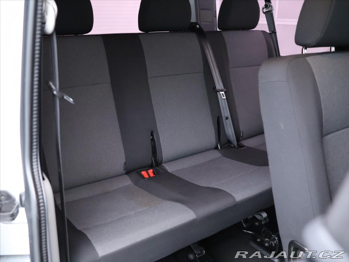 Volkswagen Transporter 2,0 TDI 110KW DSG 9-Míst 2018