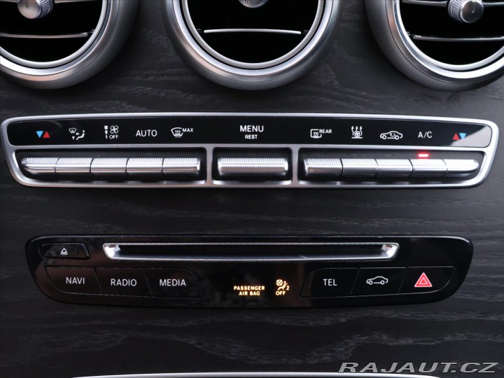 Mercedes-Benz GLC 2,1 250d 4Matic CZ LED Na 2016