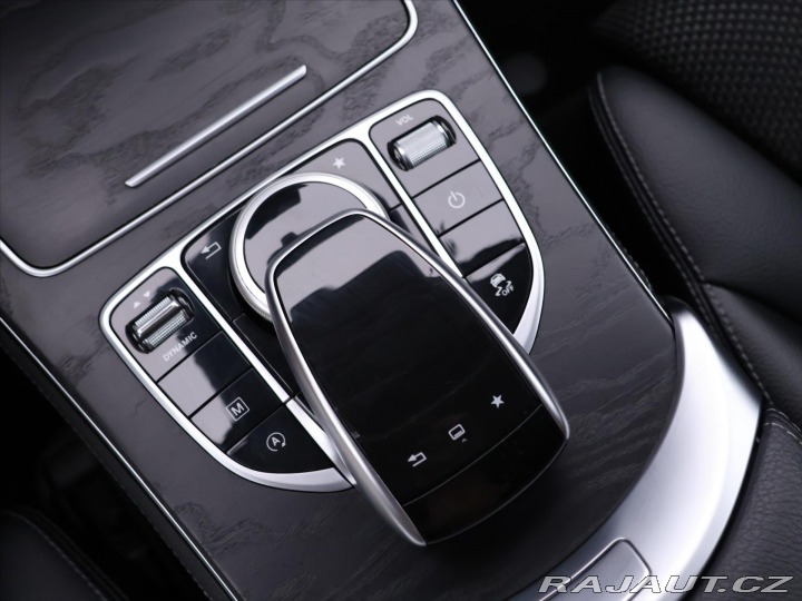 Mercedes-Benz GLC 2,1 250d 4Matic CZ LED Na 2016