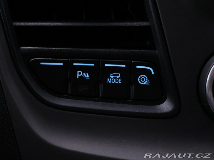 Ford Transit Custom 2,0 TDCi Long 9-Míst Tažn 2021