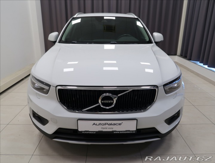 Volvo XC40 2,0 D4 AWD AUT MOMENTUM 2018
