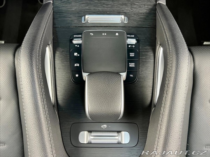 Mercedes-Benz GLE 350de 4MATIC AMG, VZDUCH, 2023