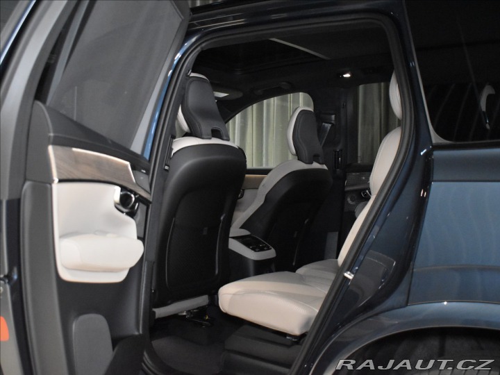 Volvo XC90 2,0 XC90 ULTRA DARK T8 PL 2025