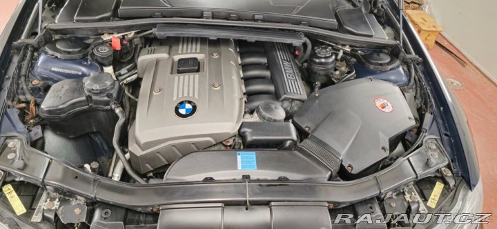 BMW 3 3,0 e90 330xi 2006
